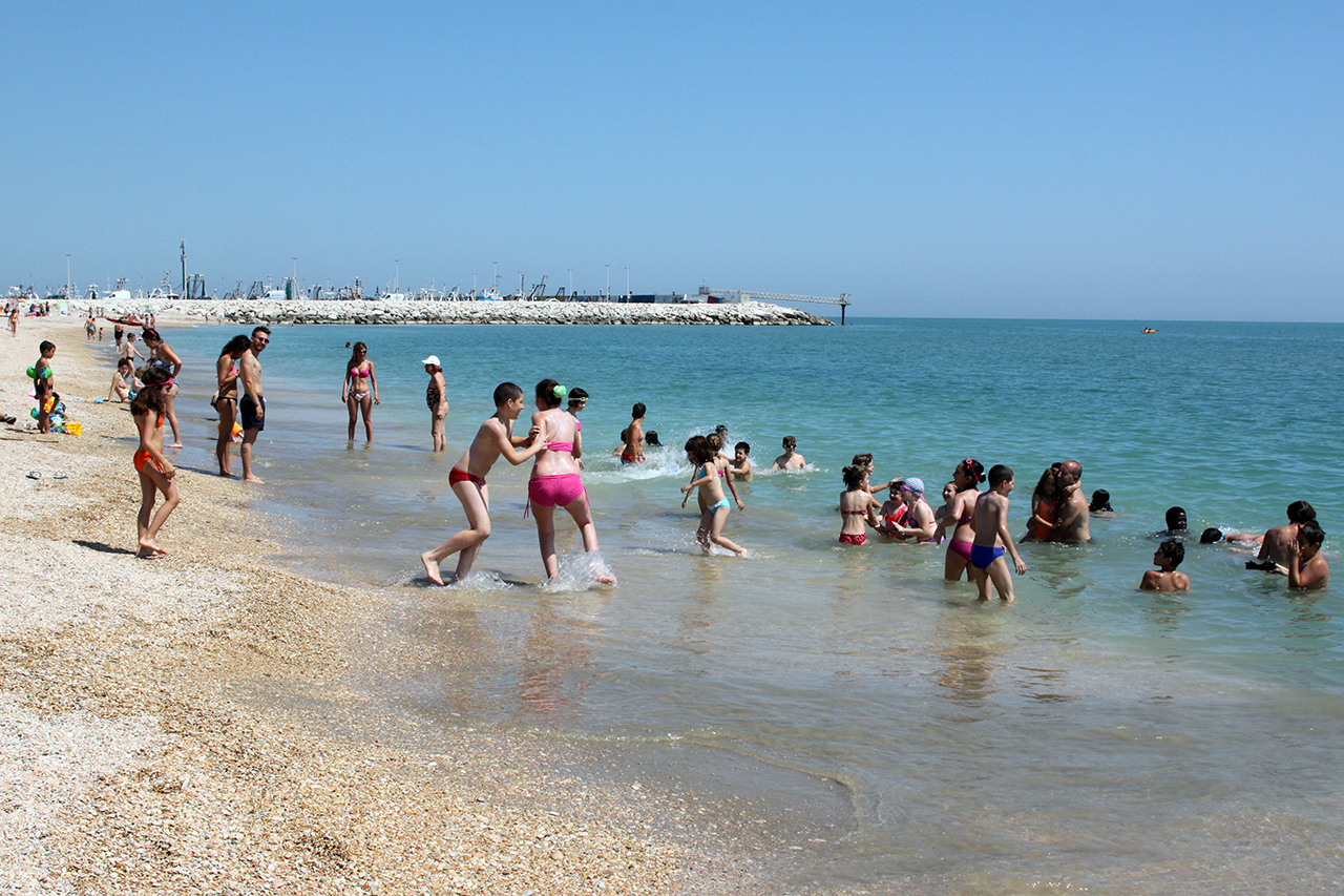 Civitanova Da Sud A Nord A Ognuno La Sua Spiaggia Cronache