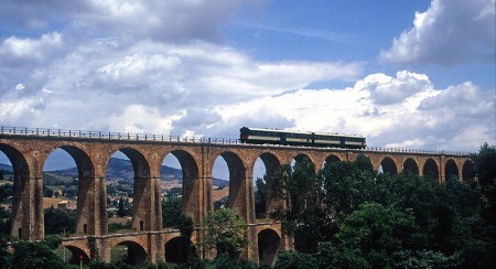 Ponte-ferroviario-fra-San-Severino-e-Tolentino