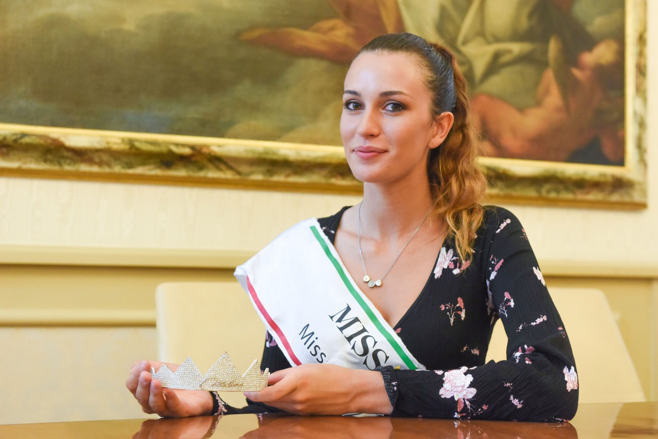 Petizione per boicottare Miss Italia, due parlamentari tra i firmatari  Ciarapica: “Anche la bellezza è cultura” | Cronache Maceratesi