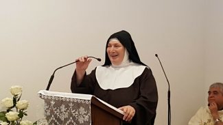 Una nuova casa per le clarisse, inaugurato il monastero in legno ...