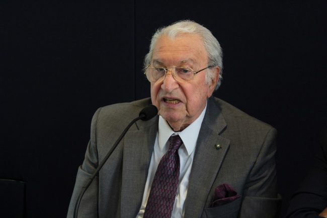 presentazione-politeama-Franco-Moschini