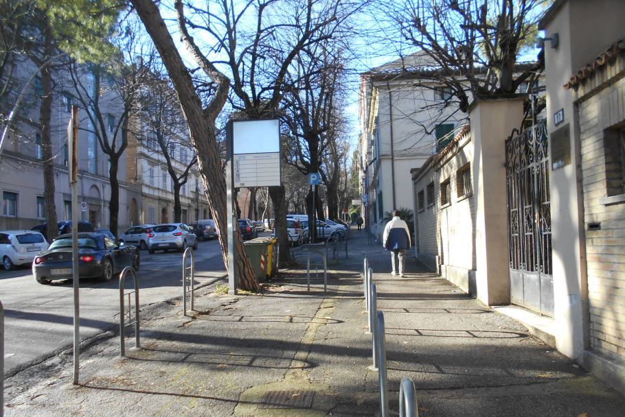 Via i pini, più parcheggi e panchine «Viale Martiri Libertà avrà un