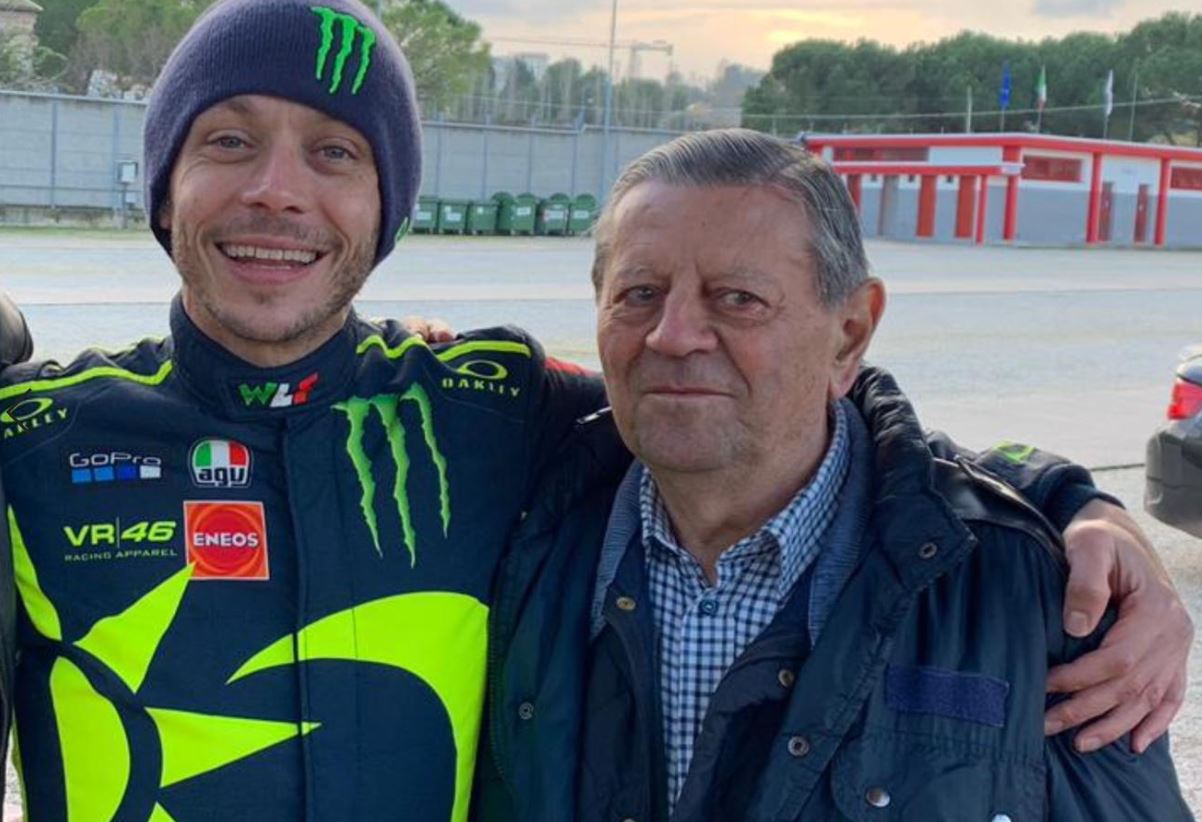 Scambio Rossi-Hamilton, Vale prova il sedile della F1: Scambio Rossi-Hamilton, Vale prova il sedile della F1: