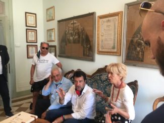 matteo_salvini_porto_recanati_ubaldi_mozzicafreddo1-325x244