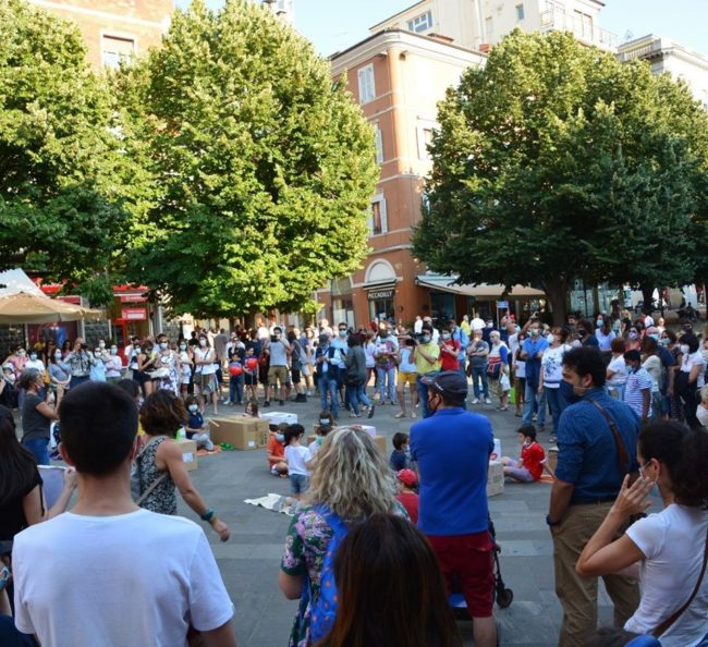 prioritò-alla-scuola