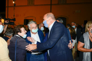 Zingaretti_Mangialardi_Chiusura_FF-11-325x217