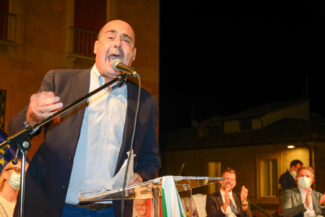 Zingaretti_Mangialardi_Chiusura_FF-2-325x217