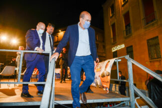 Zingaretti_Mangialardi_Chiusura_FF-6-325x217