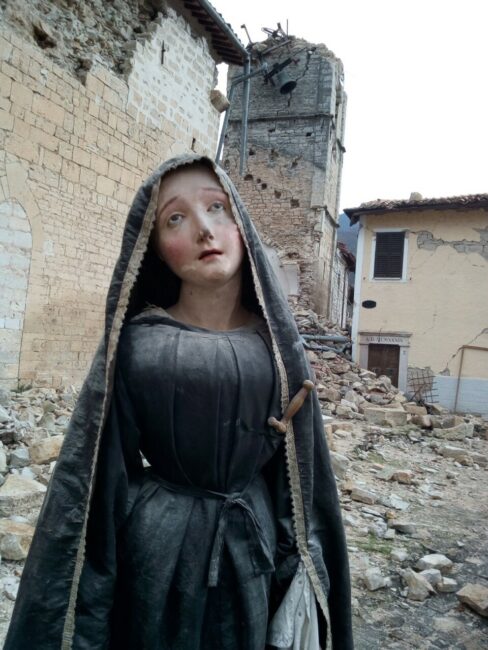 arte-sisma1-488x650