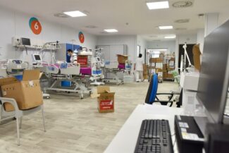 covid-hospital-civi-3-325x217