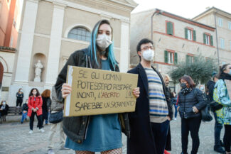 Manifestazione_Aborto_FF-17-325x217