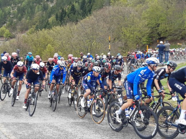 giro-ditalia-6-650x488