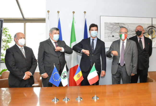 AmbasciatoreAnatolieUrecheanu_01-650x442