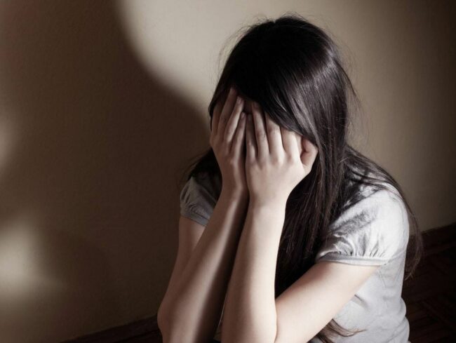 violenza-sessuale-minore.jpg