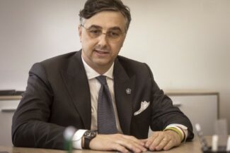 MAURIZIO_VECCHIOLA
