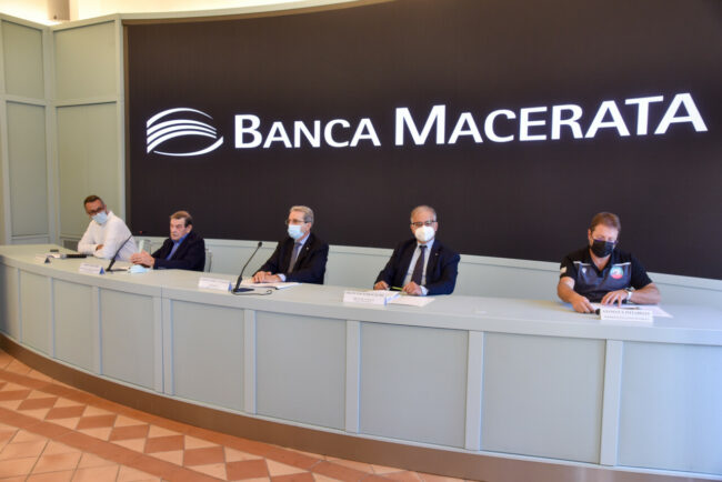 BancaMacerata_FF-8-650x434