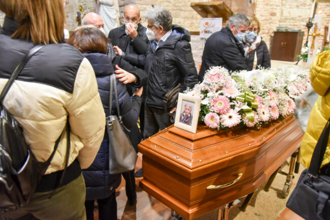 Peppina_Funerale_FF-20-650x434