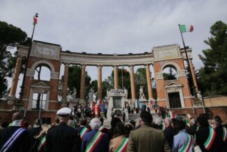 cerimonia-4-novembre-macerata-3-325x217