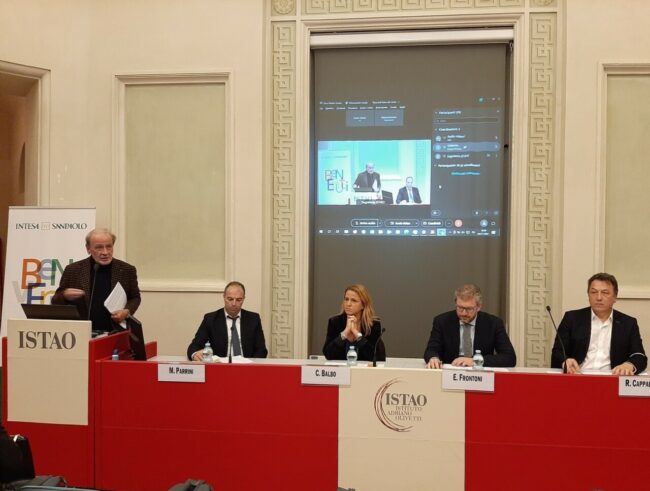 intesa-Image-2021-11-04-at-19.05.24-650x491