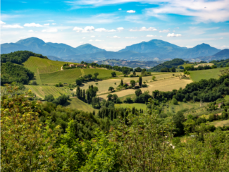 Panoramica-zona-da-Fabriano-a-Camerino
