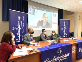 Incontro-Balneari-Porto-SantElpidio-2-325x244