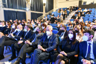 convegno-fratelli-ditalia-fdi-ciarapica-civitanova-FDM-2-325x217