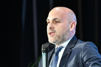 convegno-fratelli-ditalia-fdi-prisco-civitanova-FDM-8-325x216