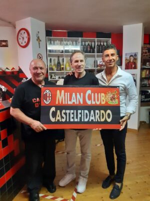 Festa-Milan-Club-Castelfidardo-2-300x400