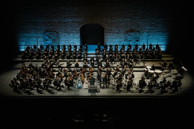 Lo spettacolo dell'antico Concerto con il Maestro Zubin Mehta e cena di  gala per il restauro del Colosseo Roma. - PressReader