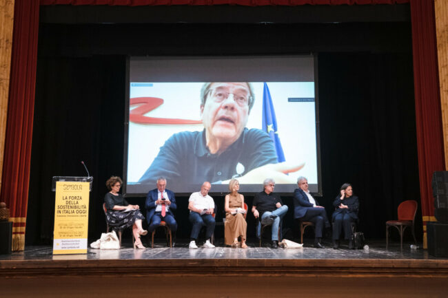 symbola-2022-a-treia-foto-ap-8-650x433