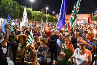 manifestazione-per-alika-sindacati-piazza-civitanova-FDM