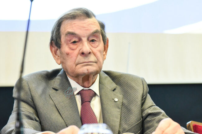banca-macerata-assemblea-azionisti-loris-tartuferi-civitanova-FDM-2-650x433