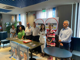 presentazione-m5s-1-325x244