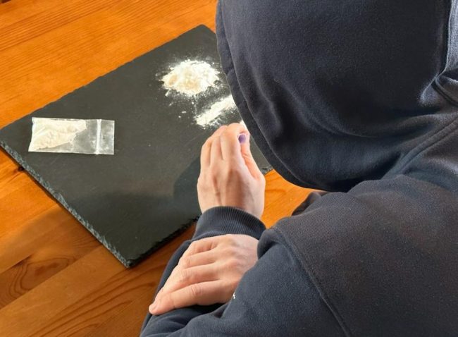 droga-pusher-eroina-cocaina-spacciatore