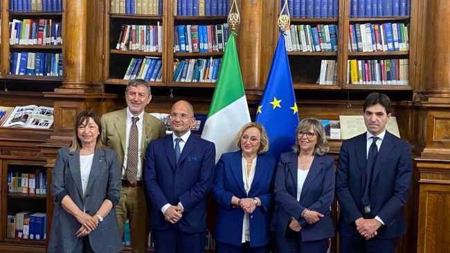 conferenza-stampa-rapporto