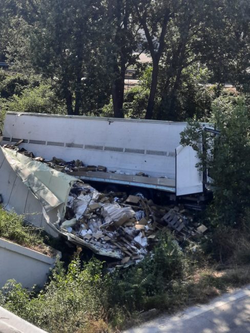 incidente-superstrada-4-488x650