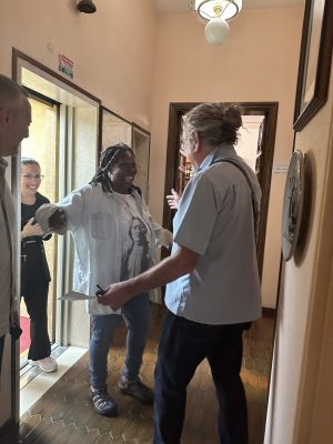 robert_plant_whoopi_goldberg-4-300x400