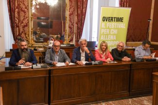 Overtime Festival, il debutto è super: Zeman e Bartoletti, emozioni e  spettacolo alla Filarmonica (FOTO) - Picchio News - Il giornale tra la  gente per la gente