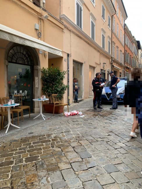 accoltellamento-corso-garibaldi-2_censored-488x650