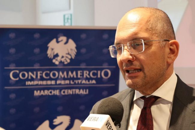 convegno-confcommercio-sisma-2-650x434