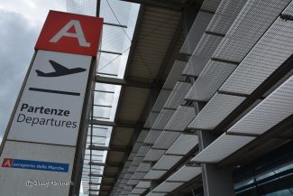 DSC_0116-Aeroporto-delle-Marche-325x217