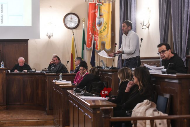consiglio comunale novembre 2023 - minoranza micucci - civitanova - FDM (6)