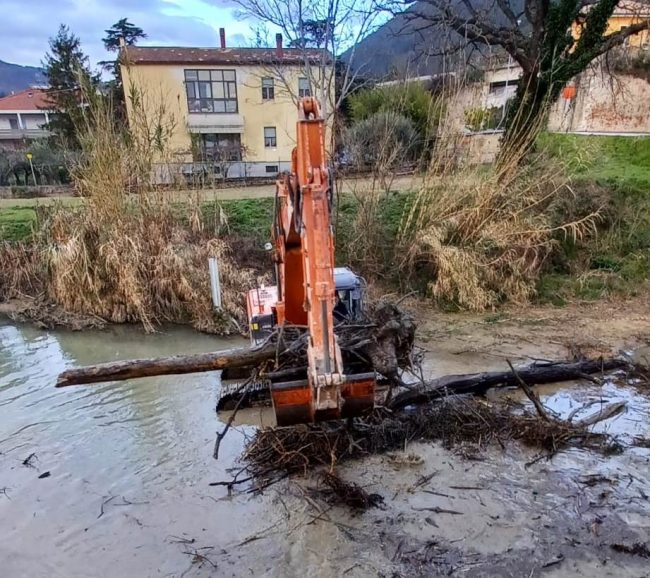 L'acqua de viscì  Cronache Maceratesi