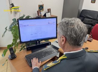 guardia-di-finanza1-325x239