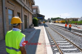 Stazione_Ferroviaria_Ferrovia_FF-9-325x217