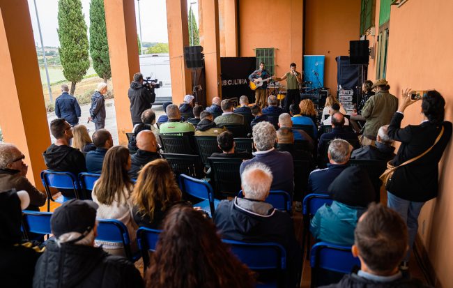 Concerto-dei-vincitori-di-Musicultura-esibizione-di-Nyco-Ferrari