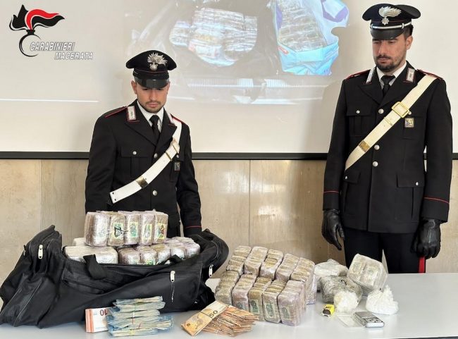 carabiniere-arresti-filottrano-hashish