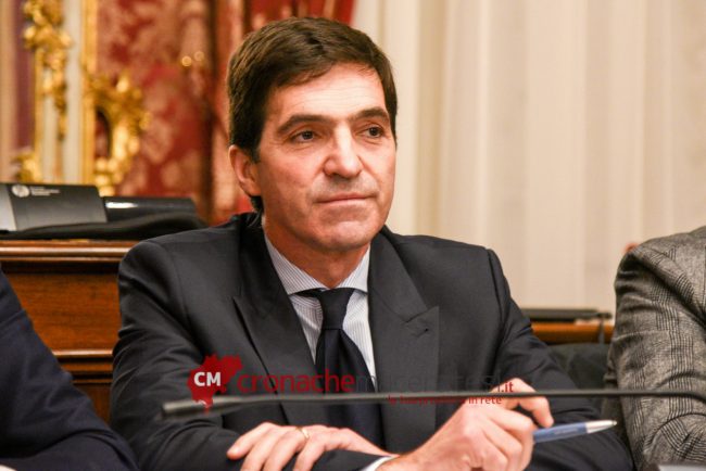 Acquaroli_Consiglio-Comunale_Sanita_FF-27-650x434