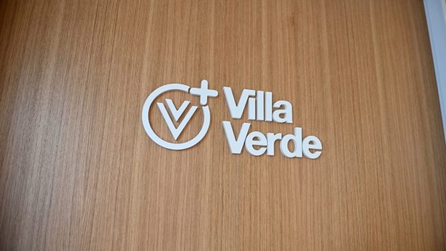 villa-verde-clinica-dentale-civitanova-FDM-2-1-650x366