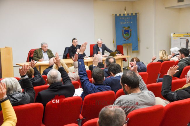 AATO_SIT-IN_FF-15-650x434